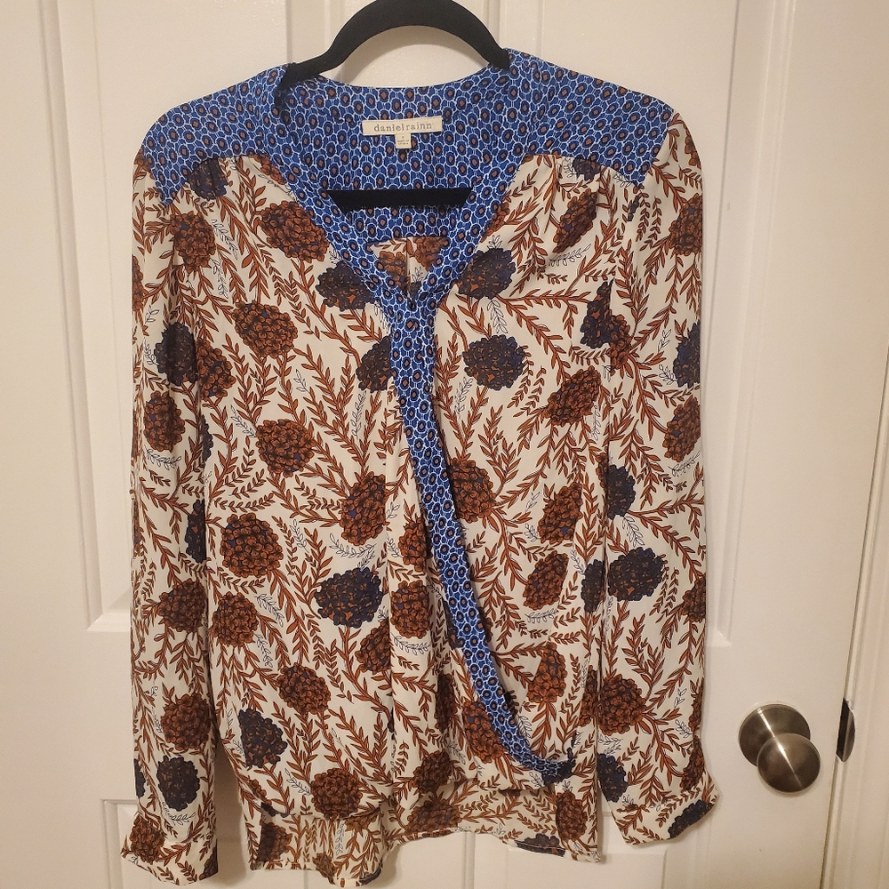Boho long-sleeved blouse